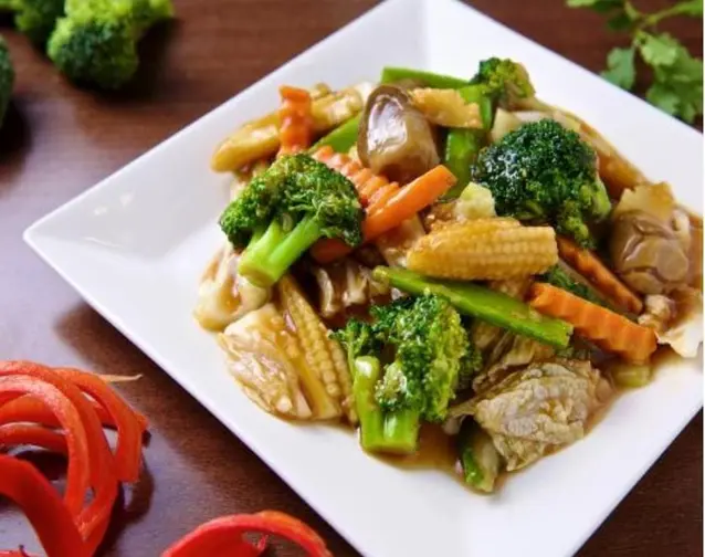 Mixed Vegetables In Garlic Sauce